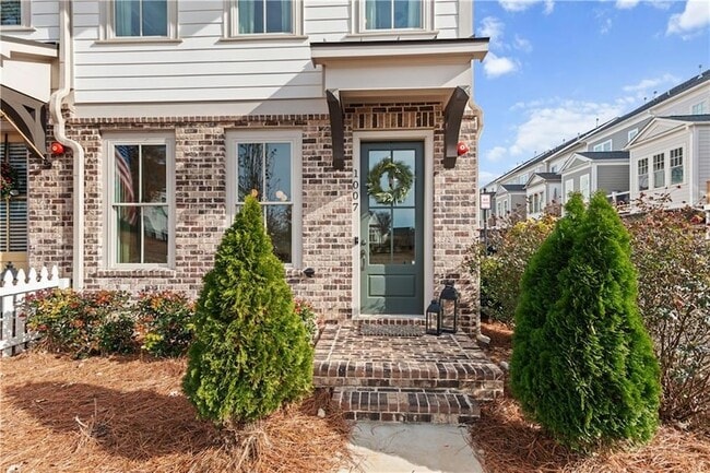 property at 1007 Croft Ln