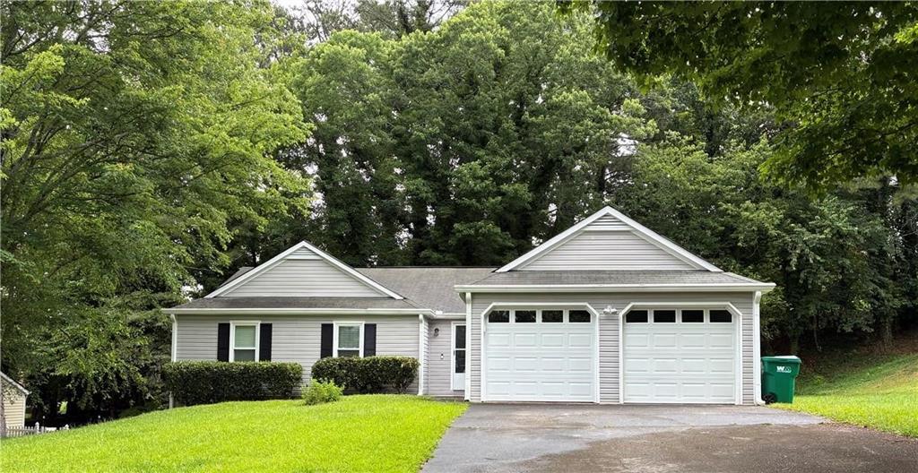 225 Magnolia Tree Ct in Alpharetta, GA - Building Photo