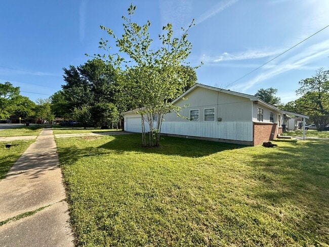 3200 Meador Rd in Jonesboro, AR - Building Photo - Building Photo