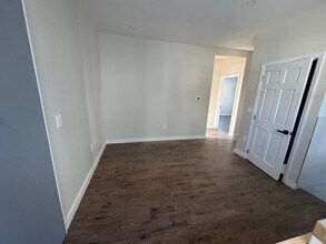 104 Maple Ave in Stamford, CT - Building Photo - Building Photo