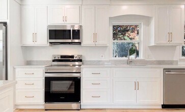 2112 Woodmont Dr SE in Decatur, AL - Building Photo - Building Photo