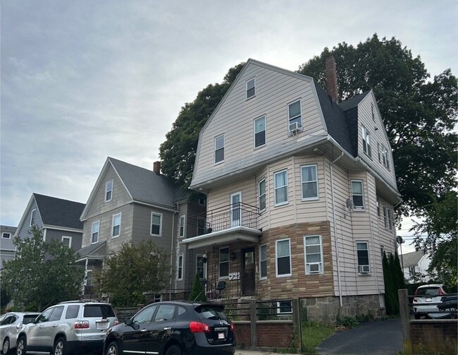property at 20 Newburg St
