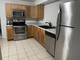 6383 Everest Dr in Madison, WI - Building Photo