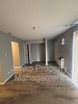 3353 Commercial Ave in South Chicago Heights, IL - Building Photo