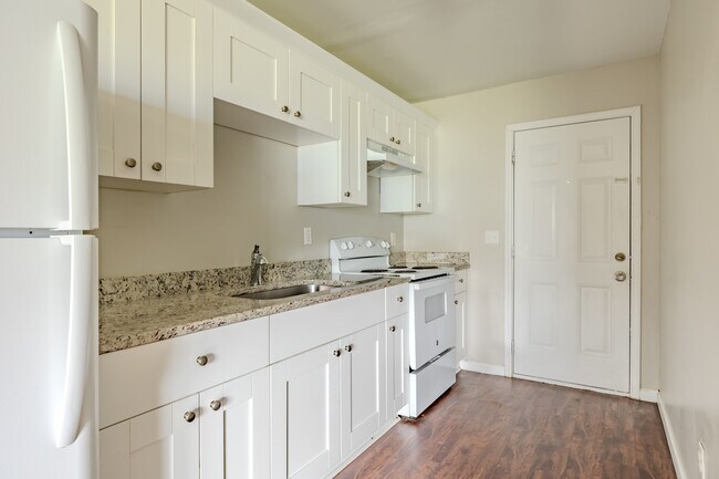 Azul Door Apartments in Forest Park, GA - Foto de edificio - Interior Photo