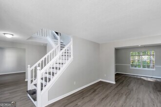 10806 Misty Meadows Ct in Hampton, GA - Building Photo - Building Photo