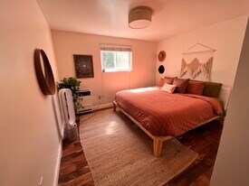 1482 Innes Avenue, Unit Garden Flat in San Francisco, CA - Building Photo