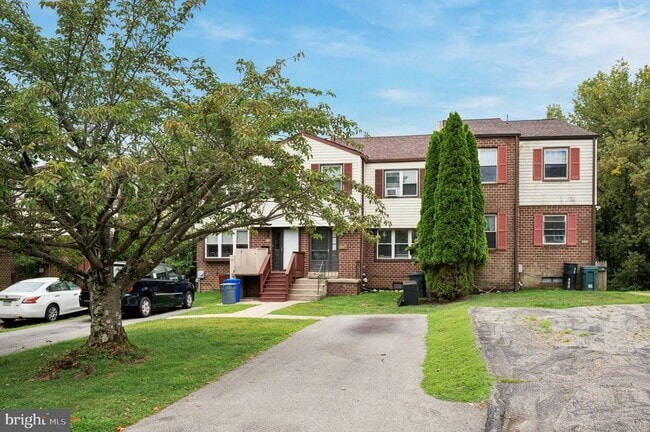 290 Birch Dr