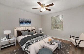 Monterrey Vista Apartments in Houston, TX - Building Photo - Building Photo