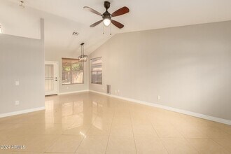 3212 E Oraibi Dr in Phoenix, AZ - Building Photo - Building Photo