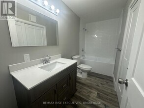 565 Emma St in Gananoque, ON - Building Photo - Building Photo