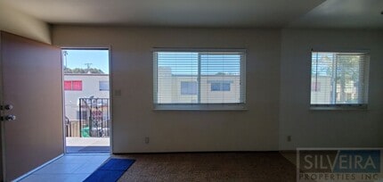 316 E Bunny Ave in Santa Maria, CA - Building Photo - Building Photo