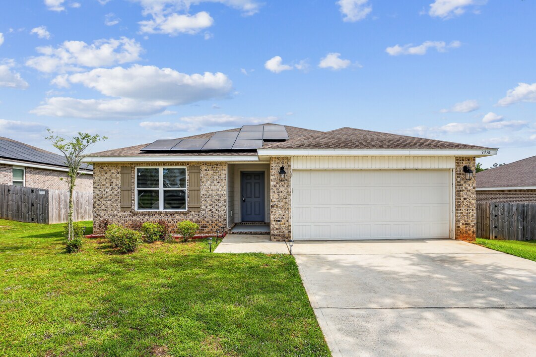 3476 Blaney Dr in Cantonment, FL - Building Photo