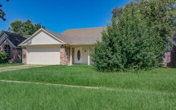 9430 Halkirk St in Spring, TX - Building Photo - Building Photo