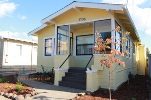 3706 Patterson Ave in Oakland, CA - Building Photo