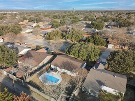 5112 Arbor Glen Rd in The Colony, TX - Building Photo