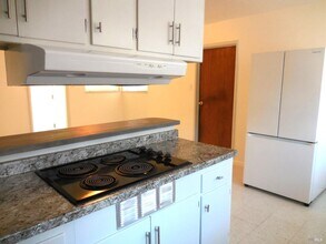 143 Kit Carson Way in Vallejo, CA - Building Photo - Building Photo