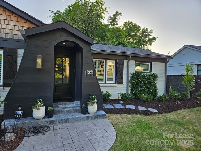 4820 Gilmore Dr in Charlotte, NC - Building Photo - Building Photo