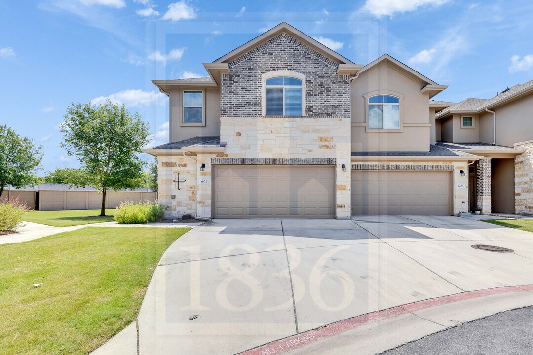 2880 Donnell Dr in Round Rock, TX - Building Photo