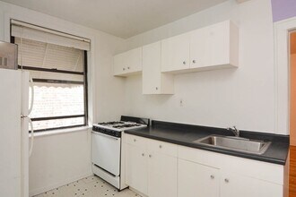 2332.5 N Spaulding Ave in Chicago, IL - Building Photo - Building Photo