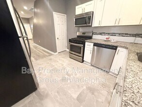 2065 E Atlantic St in Philadelphia, PA - Building Photo - Building Photo