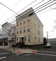 143 St Pauls Ave in Jersey City, NJ - Building Photo
