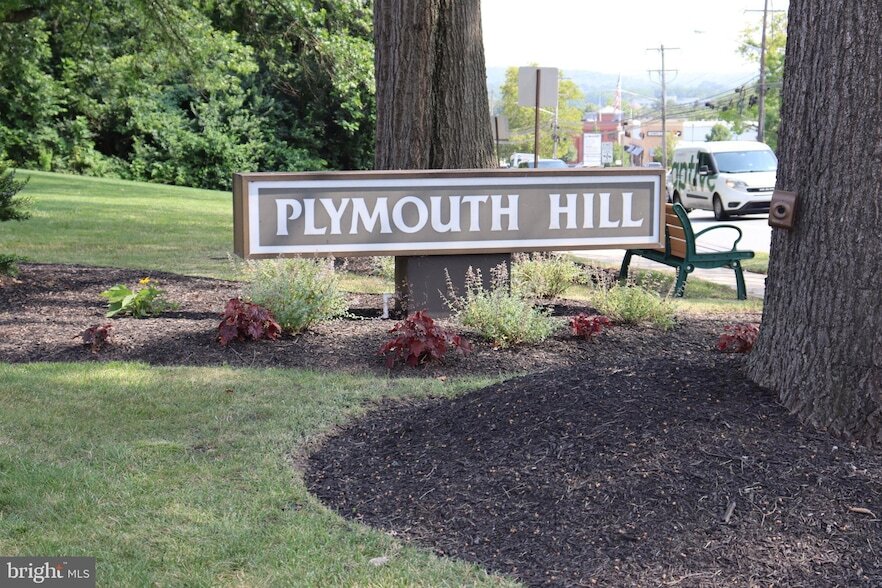 666 W Germantown Pike, Unit 1205 in Plymouth Meeting, PA - Building Photo