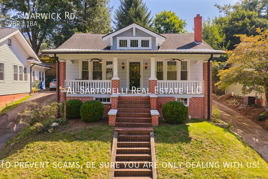 25 Warwick Rd in Asheville, NC - Building Photo