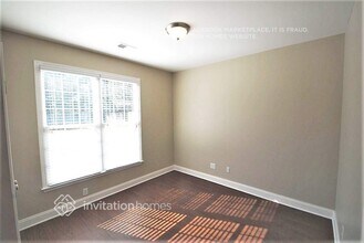 2018 Barrett Knoll Cir in Kennesaw, GA - Building Photo - Building Photo