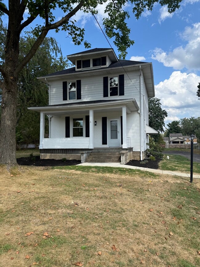 2610 Herron Ln
