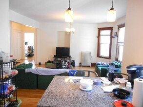 331 Faneuil St, Unit 3 in Boston, MA - Building Photo - Building Photo