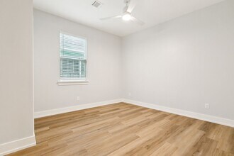 1808 Lowerline St in New Orleans, LA - Building Photo - Building Photo