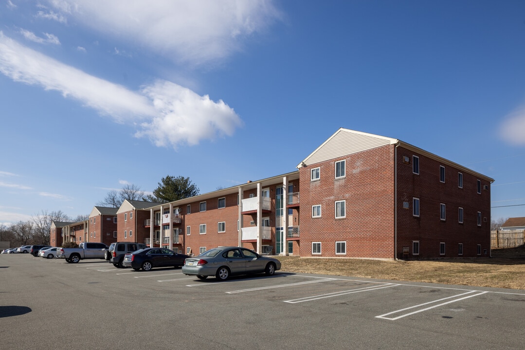 Douglas Gardens Apartments in Boyertown, PA - Building Photo