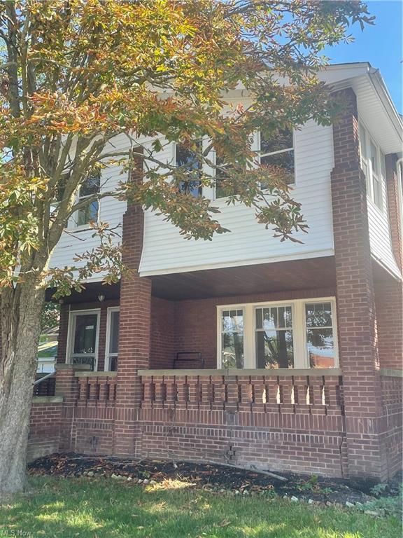 14615 Leonard Ave Rentals in Lakewood, OH