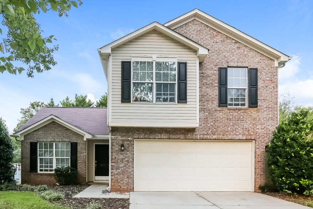 5870 Brookstone Dr NW in Concord, NC - Foto de edificio