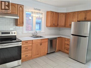 23 Fairview Ave in Kitchener, ON - Building Photo - Building Photo