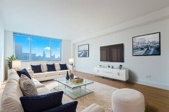 1735 York Ave in New York, NY - Building Photo - Building Photo