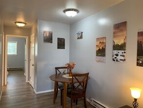 28 Cedarwood Ln, Unit 28 in Plattsburgh, NY - Foto de edificio - Building Photo