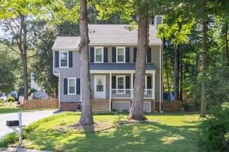 10257 Berrymeade Ct in Glen Allen, VA - Building Photo - Building Photo