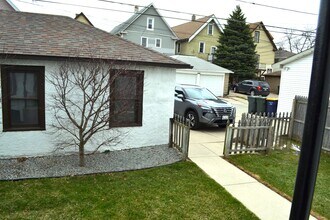 1448 S 73rd St, Unit 1448 in West Allis, WI - Building Photo - Building Photo