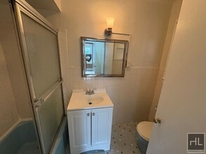 Herriot St, Yonkers in Yonkers, NY - Building Photo - Building Photo