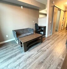 250 Albert St in Waterloo, ON - Building Photo - Building Photo