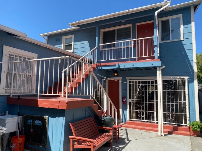 1474 Seventh St, Unit C