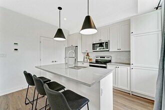 155 Sanford Ave in Ottawa, ON - Building Photo - Building Photo