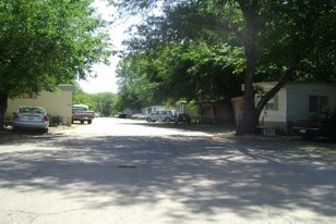 Hidden Valley Mobile Home Park Apartments