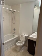 65 Bremner Blvd in Toronto, ON - Building Photo - Building Photo