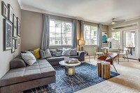 Building Photo - Sofi Highlands Apartamentos in San Diego, California