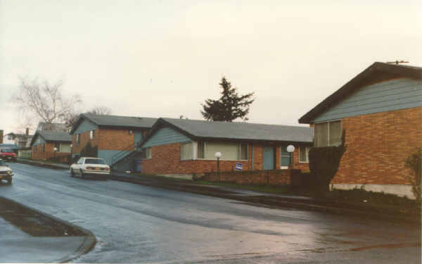 2784 SE 81st Ave in Portland, OR - Building Photo - Building Photo