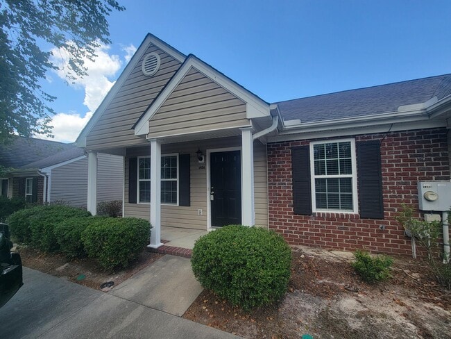 1406 Anna Way