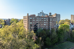 Mount Prospect Manor in Newark, NJ - Foto de edificio - Building Photo